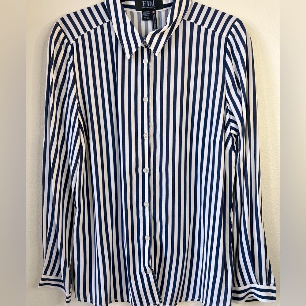 FDJ blouse stripes navy size 8 medium